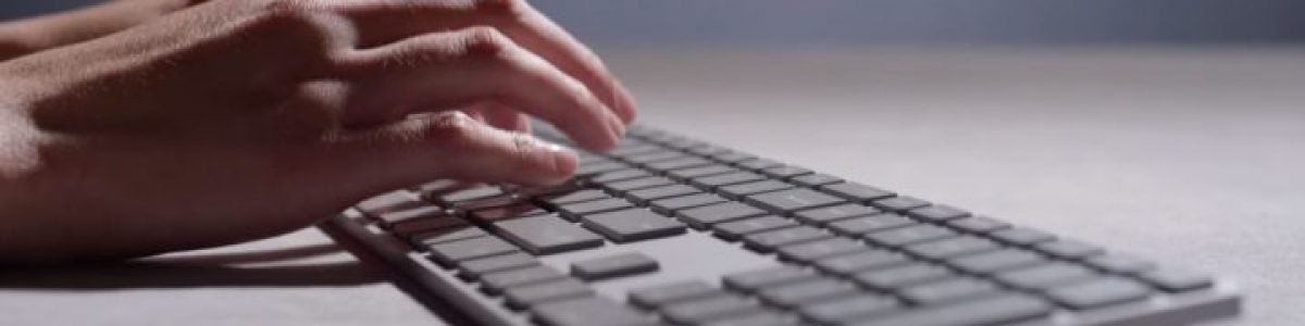 Microsoft Modern Keyboard com leitor de impressões digitais