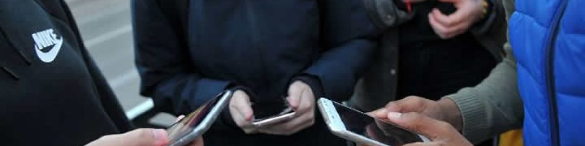 Medida de desintoxicação – França proíbe telemóveis nas escolas