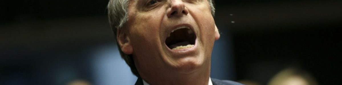 WhatsApp, uma arma eleitoral sem lei no Brasil