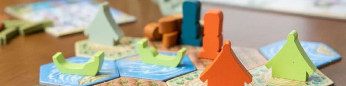 A Magia dos Jogos de Tabuleiro – Bem-vindo à bela praia de Karekare