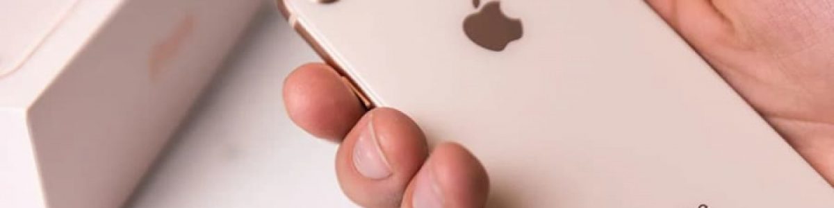 iPhone 9 (iPhone SE 2) aparece numa imagem real e tem design inspirado no iPhone 8