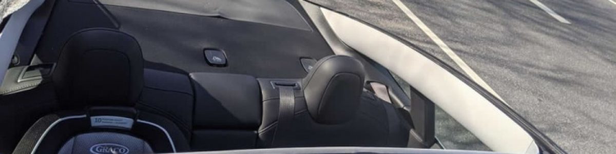 Tesla Model 3 perde o vidro de tejadilho em pleno andamento
