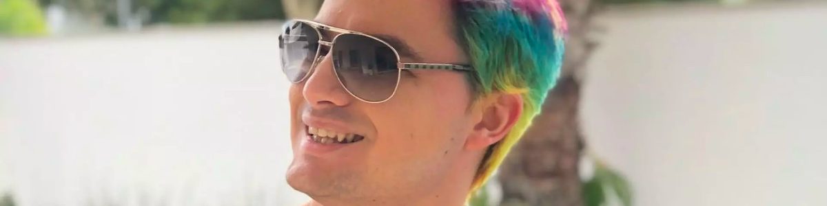 Brasil: Youtuber Felipe Neto cria movimento “Cala a Boca Já Morreu” contra Bolsonaro