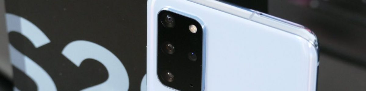 Samsung está a ser processada por problema no vidro da câmara dos Galaxy S20