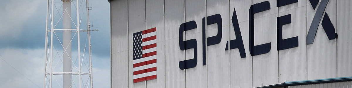 SpaceX pronta para lançar a primeira missão de sempre totalmente civil