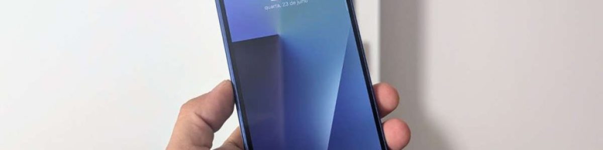 Fim das películas de privacidade? Samsung inova com ecrã que se “esconde” sozinho