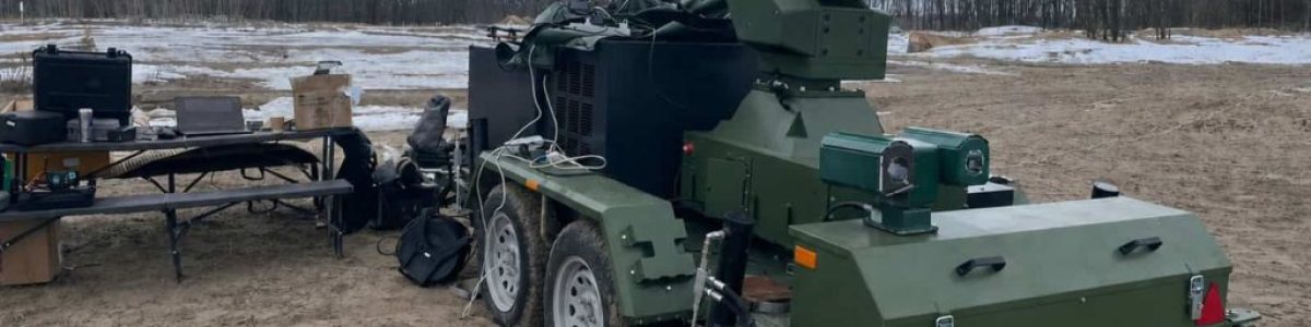 Ucrânia desenvolve laser anti-drone com IA que destrói alvos a 5 km de distância