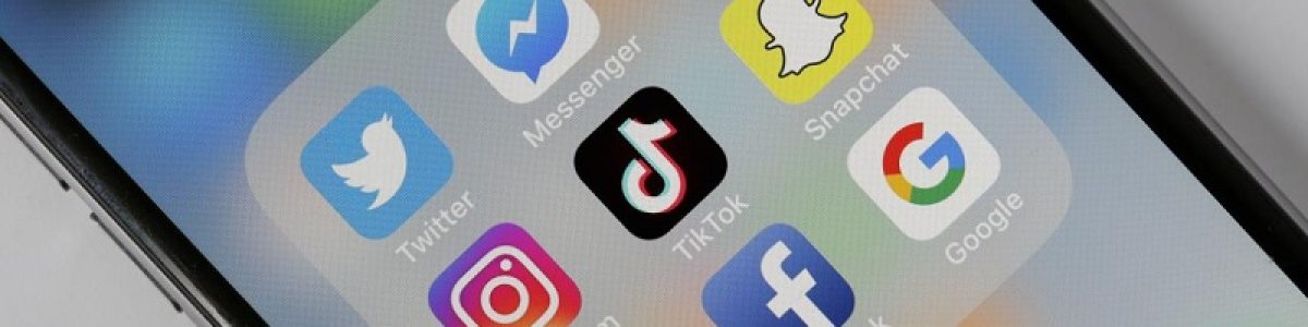 Reino Unido vai proibir as redes sociais a menores de 16 anos
